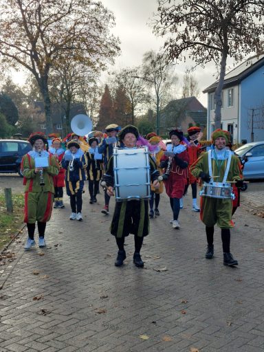 Sinterklaasintocht Heeswijk-Dinther
