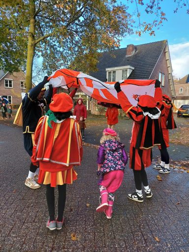 Sinterklaasintocht Heeswijk-Dinther